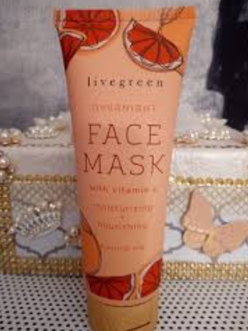 Livegreen Moisturizing Face Mask with Vitamin C